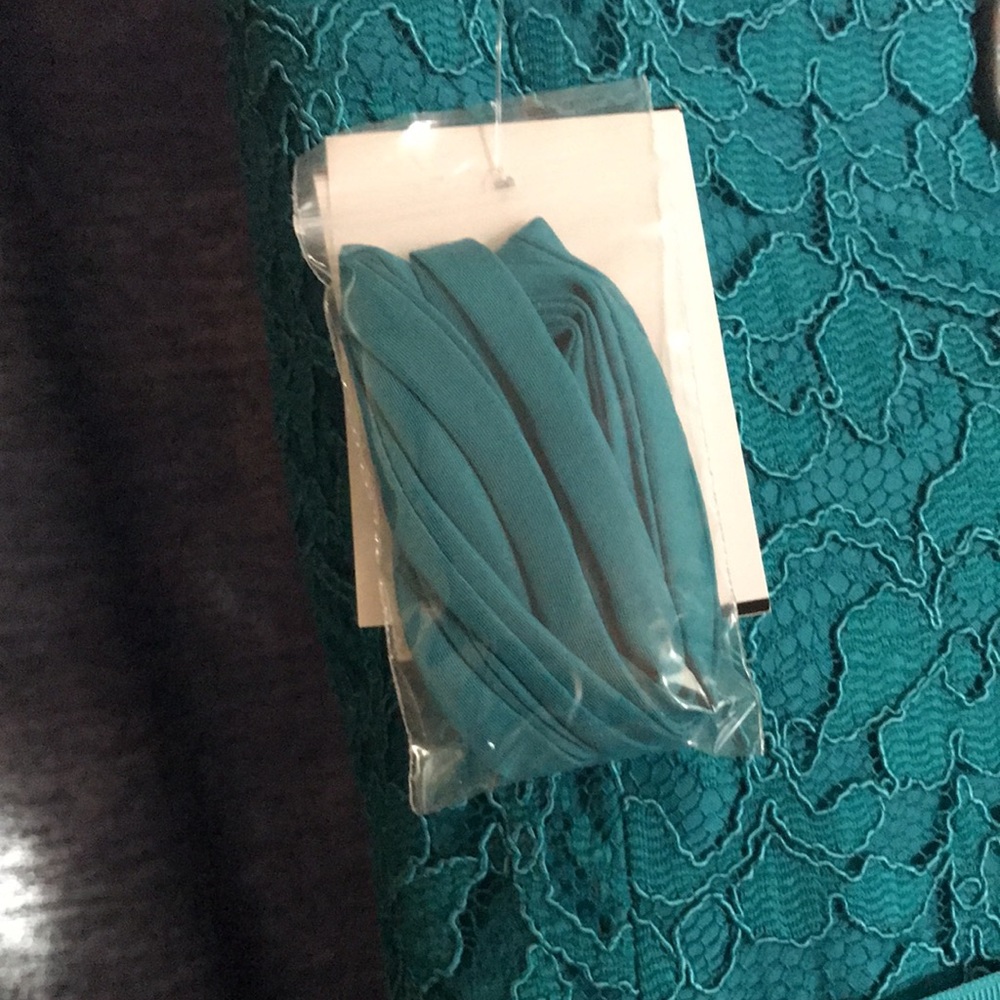 David’s Bridal Teal Strapless Lace Short Dress - Picture 10 of 10